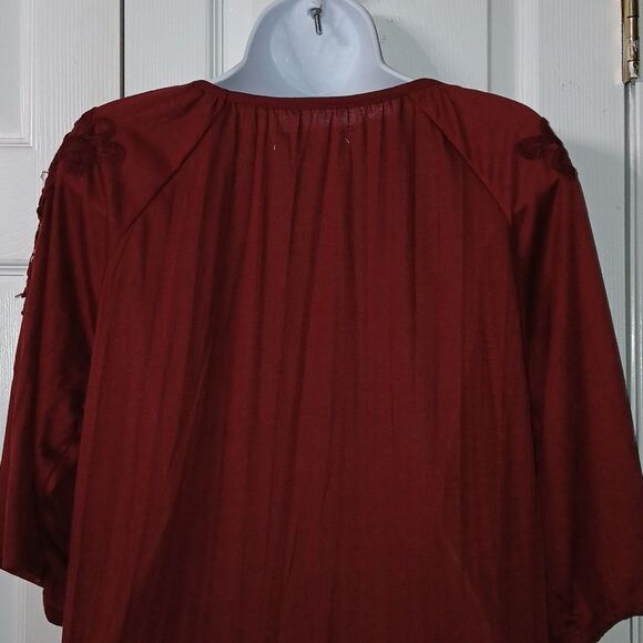 New York Laundry wine color tie front blouse top  Sz L  NWOT - Picture 8 of 9